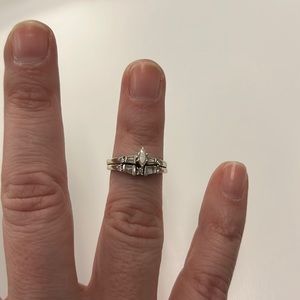 Diamond wedding band